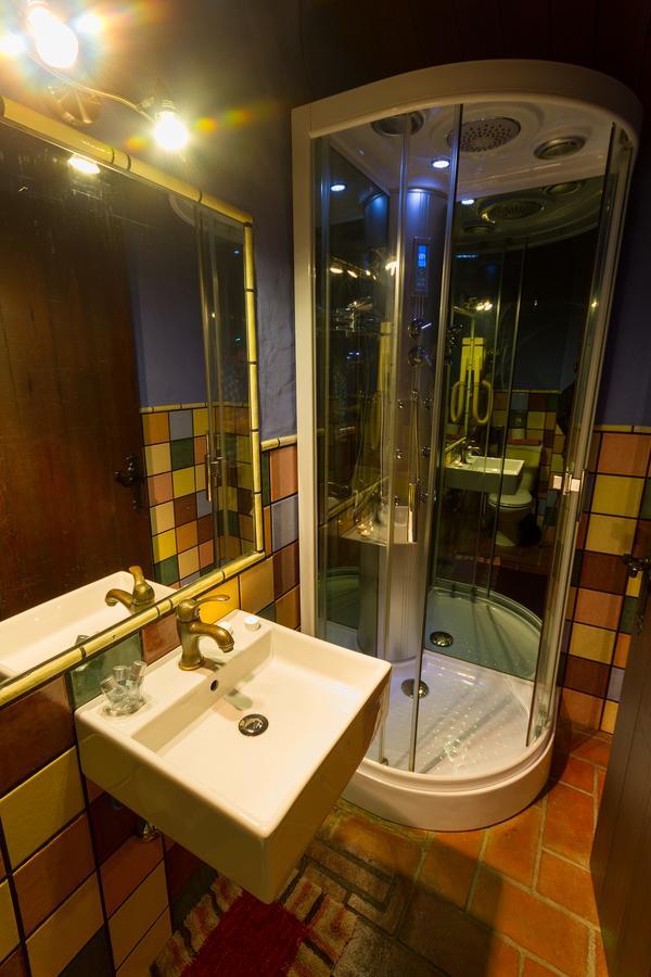 Jade Hotel Ubrique Luaran gambar