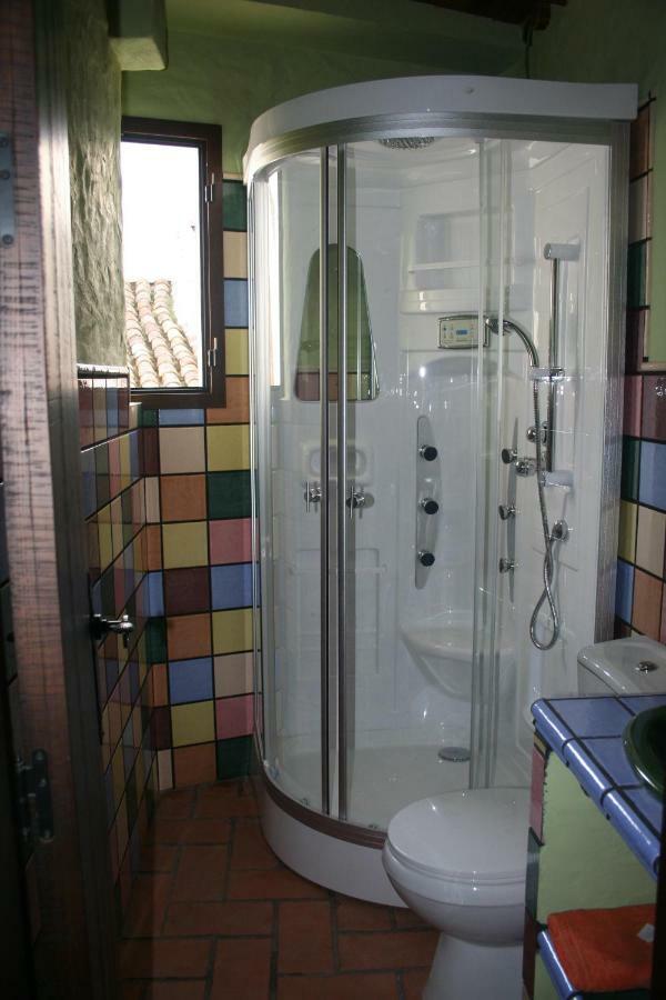 Jade Hotel Ubrique Luaran gambar